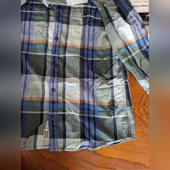 Men's Plaid Button Up Shirt - Picture 2 of 12
